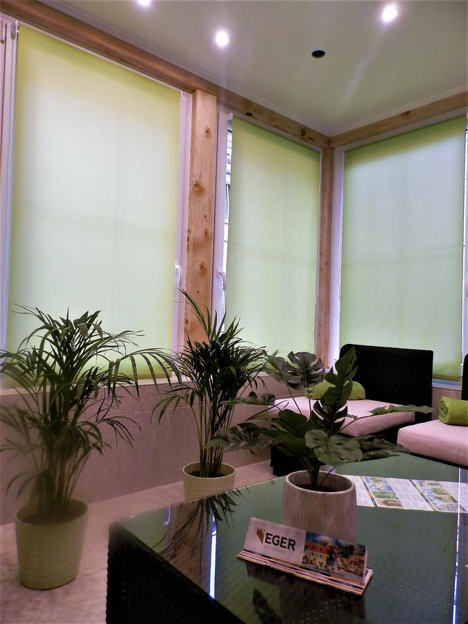 Bartok Ter Panzio Bed & Breakfast เอ็กเกอร์ ห้อง รูปภาพ